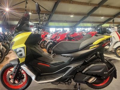 Aprilia SR GT SPORT ACID GREEN (2026) - Photo 4