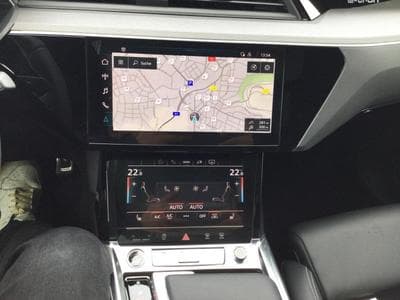 Audi Q8 Sportback e-tron s-line (2025) - Foto 9