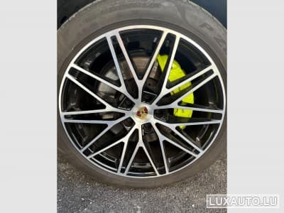 Porsche Cayenne Coupe FACELIFT E-Hybrid / PANO / Bose / Écran Passager (2024) - Photo 5