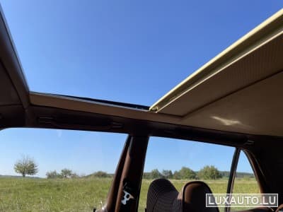 Mercedes SE 280 (W116) (1976) - Photo 2