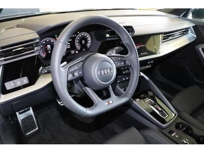 Audi A3 Sportback S Line (2024) - Photo 2