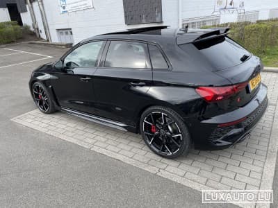 Audi RS3 Carbon (2023) - Foto 1