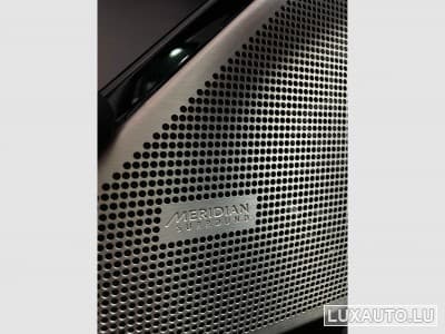 Land-Rover Range Rover Velar SVR (2020) - Photo 13