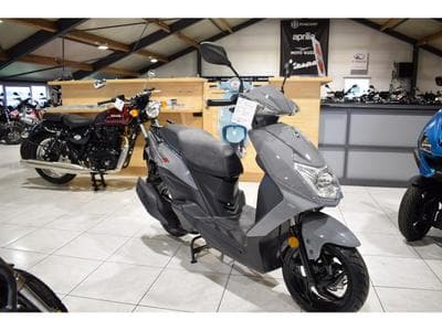 SYM Orbit III 50 classe B 45 Km/h (2026) - Photo 5