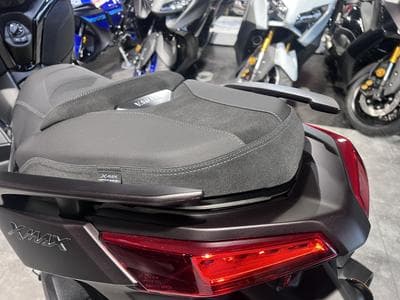 Yamaha X-Max TECH MAX + (2026) - Photo 5