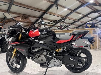 Aprilia Tuono 660 660 Factory (2026) - Photo 5