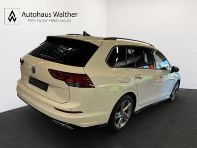 VW Golf Golf Variant VIII R-Line (2022) - Foto 3