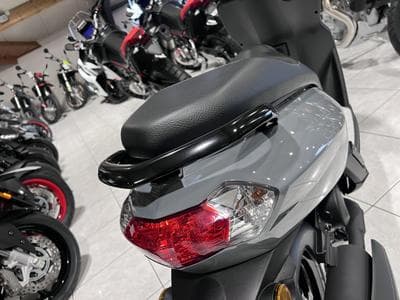 Peugeot Kisbee CL B  45 km/h Meteor Grey (2026) - Photo 5