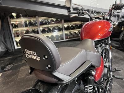 Royal Enfield Meteor SUPERNOVA RED (2024) - Foto 4