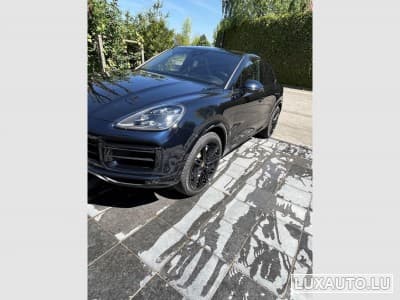 Porsche Cayenne Turbo Sport (2020) - Photo 4