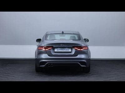 Jaguar XE D200 R-Dynamic S RWD Auto (2024) - Foto 5