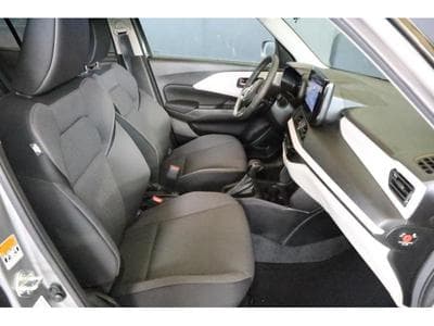 Suzuki Swift GL+ (2025) - Photo 13