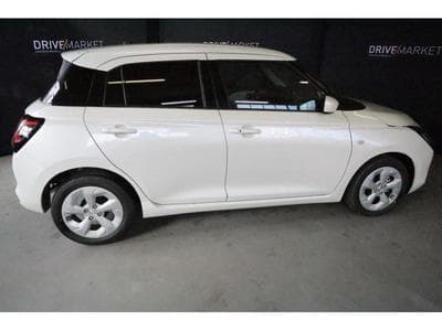 Suzuki Swift GL+ (2025) - Photo 10