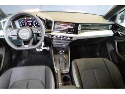 Audi A1 Advanced (2025) - Photo 2