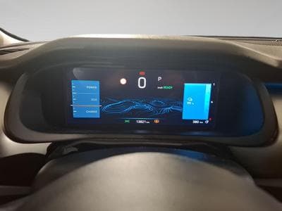 Jeep Avenger SUMMIT (2023) - Foto 10