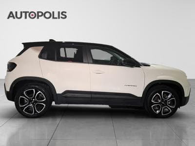 Jeep Avenger SUMMIT (2023) - Foto 15
