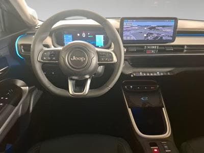 Jeep Avenger SUMMIT (2023) - Foto 4