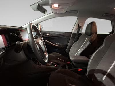 Opel Grandland 1.6 GSe (2023) - Photo 9