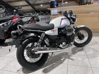 Moto Guzzi V7 SPECIAL (2026) - Photo 3
