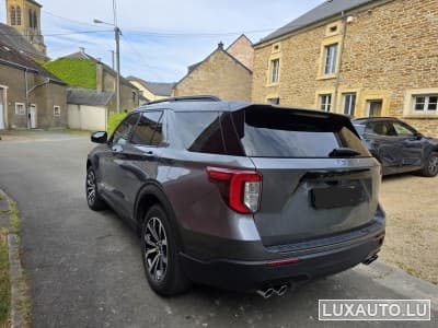 Ford Explorer St line (2022) - Photo 2