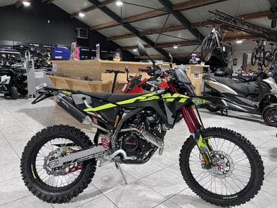 Fantic Enduro XEF 4T COMPETITION (2026) - Photo 1