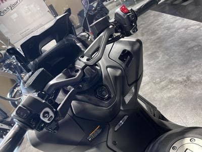 Yamaha T-Max (2026) - Photo 6