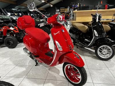 Vespa Primavera RED sans top case (2026) - Photo 6