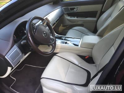 Jaguar XF (2015) - Photo 1