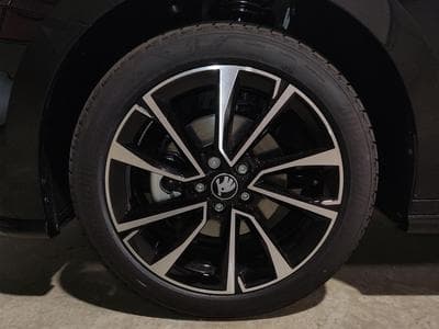 Skoda Fabia Monte Carlo 1.0 (2026) - Photo 7