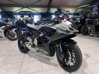 CF Moto 675 SR-R (2026) - Photo 8