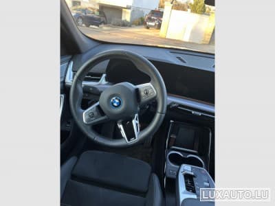 BMW iX1 Sport M (2024) - Photo 5