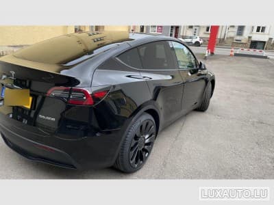 Tesla Model Y Performance Dual Motor AWD (2022) - Photo 3