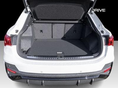 Audi Q3 Sportback Quattro 40 TFSI S-Line (2024) - Foto 3