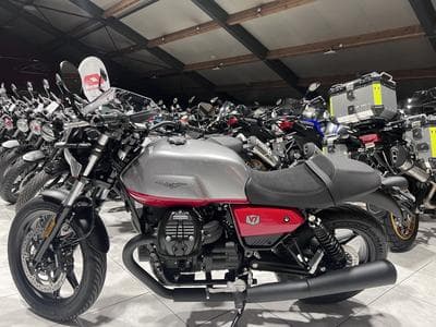 Moto Guzzi V7 CORSA (2026) - Photo 4