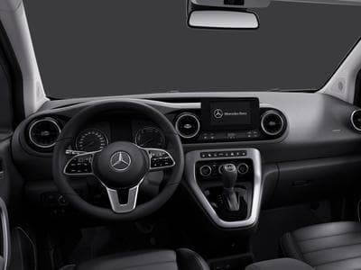 Mercedes EQT 200 Standard (2024) - Photo 4