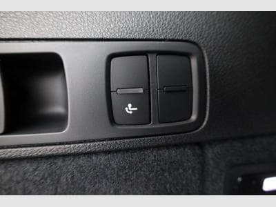 Audi Q5 Sportback 55 TFSI e quattro S line (2024) - Foto 12