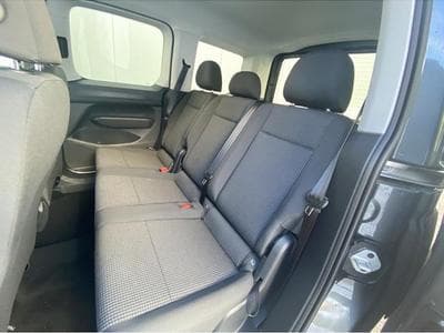 VW Caddy (2025) - Photo 9