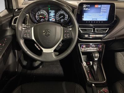 Suzuki S-Cross 1.5 4WD AGS SUNROOF PACK (2024) - Photo 8