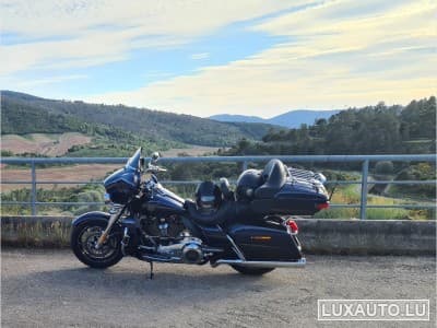 Harley-Davidson FLH Moto semi nova de garagem, com muito pouco uso, com apenas 1 (2018) - Foto 1