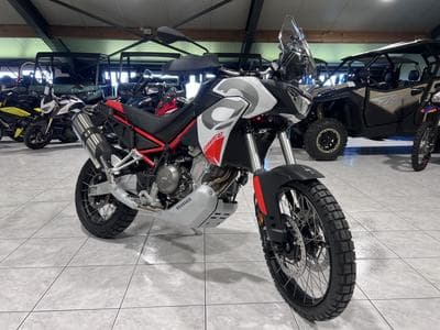 Aprilia Tuareg 660 Hailstrom White disponible aussi en 35 KW (2026) - Photo 7