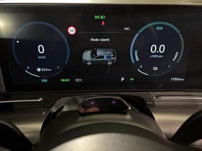 Hyundai Kona 1.6 SHINE (2025) - Photo 2