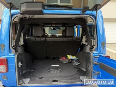 Jeep Wrangler Sahara V6 (2016) - Photo 9