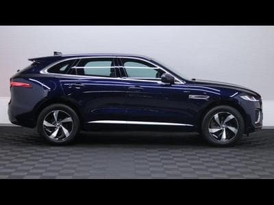 Jaguar F-Pace S D165 AWD Auto (2024) - Photo 3