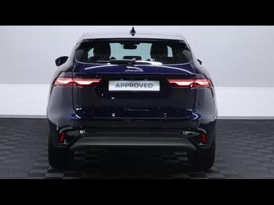Jaguar F-Pace S D165 AWD Auto (2024) - Photo 5