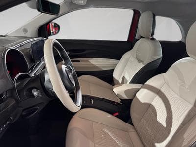 Fiat 500 BEV (2024) - Photo 4