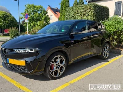 Alfa-Romeo Tonale Tonale 1.5 VGT Hybrid Veloce (2023) - Foto 1