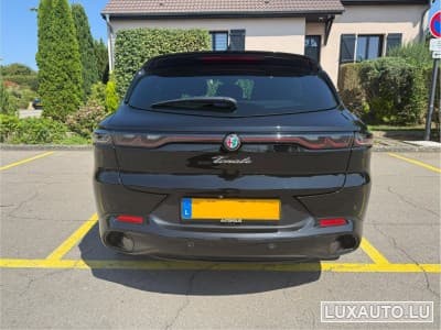 Alfa-Romeo Tonale Tonale 1.5 VGT Hybrid Veloce (2023) - Foto 3