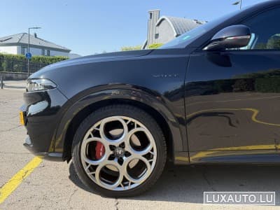 Alfa-Romeo Tonale Tonale 1.5 VGT Hybrid Veloce (2023) - Foto 6