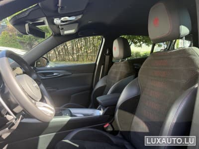 Alfa-Romeo Tonale Tonale 1.5 VGT Hybrid Veloce (2023) - Foto 8