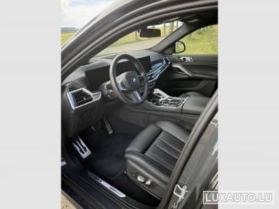 BMW X6M 60i (2023) - Photo 8